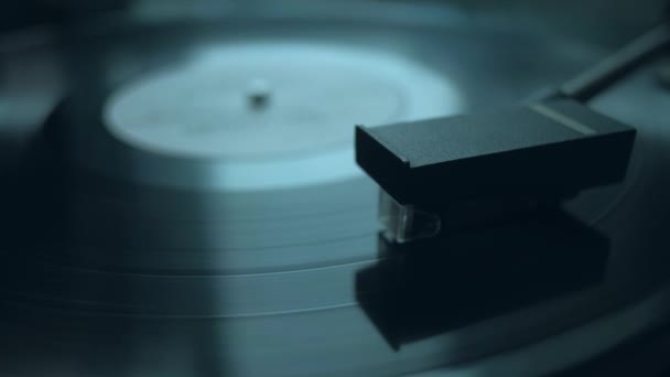 Vieux vinyle vintage jouer de la musique . — Video