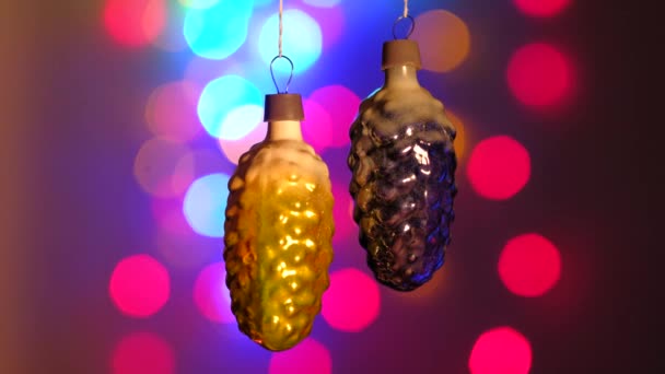 New year vintage toy on a background of holiday lights. — Stock Video