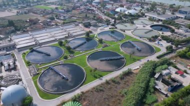 Kanalizasyon, evdeki atık su tedavisi. Su arıtma yeniden kullanılacak.