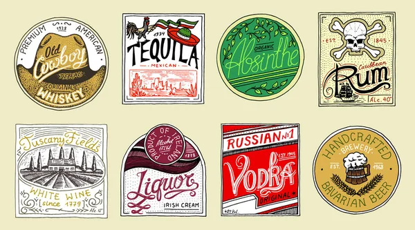 Insignia americana vintage. Absenta Tequila Vodka Licor Ron Vino Whisky fuerte Cerveza. Etiqueta Alcohol con elementos caligráficos. Marco para pancarta de póster. Letras grabadas a mano para camiseta . — Vector de stock