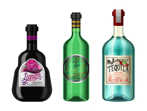 Alcohol drinkt in een fles met verschillende vintage labels. Realistische afwezig likeur Tequila. Vectorillustratie voor het menu. logo gegraveerd hand getrokken. — Stockvector
