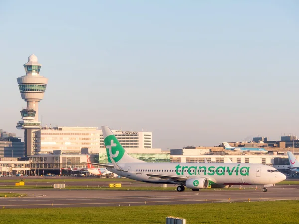 Flygplatsen Schiphol Nederländerna Maj 2018 Transavia Flygplan Flygplatsen Schiphol Nederländerna — Stockfoto