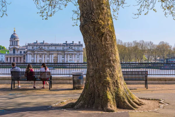 London Egyesült Királyság Április Riverside Park Területén Kilátással Greenwich Naval — Stock Fotó