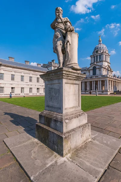 Estátua Old Royal Naval College Greenwich Reino Unido — Fotografia de Stock