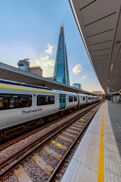 London United Kingdom April 2018 Blick Auf Den Bahnsteig Der — Stockfoto