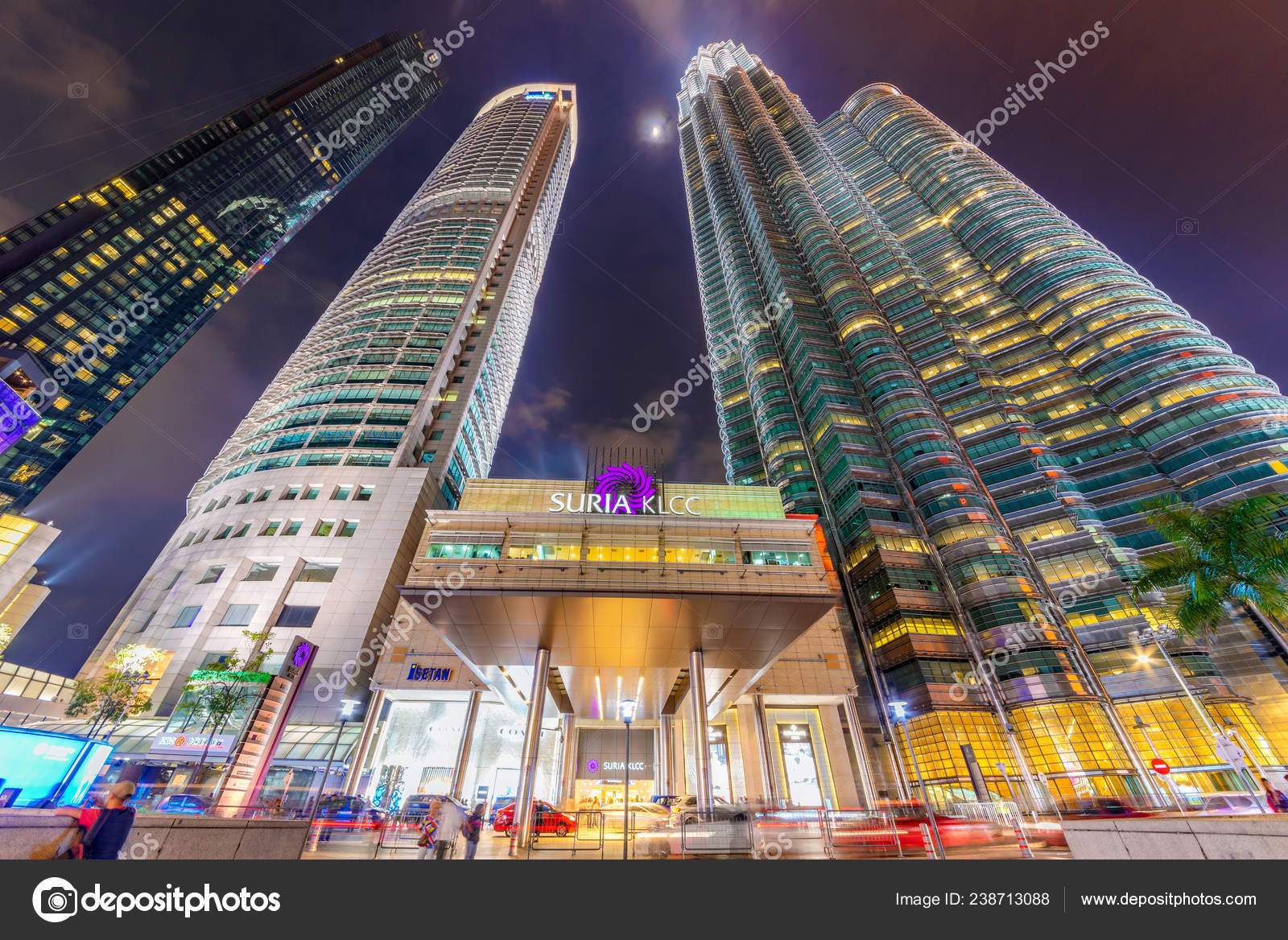 Kuala Lumpur Malaysia July Suria Klcc Luxury Shopping Mall Base