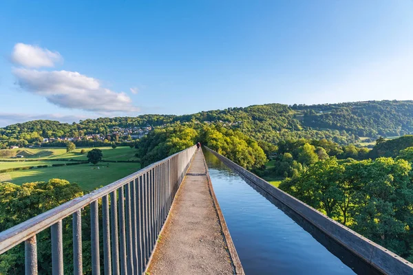 Pontcysyllte su kemeri North Wales, İngiltere'de tarihi bir köprü