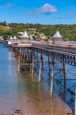 Bangor, İngiltere'de Garth Pier görünümünü