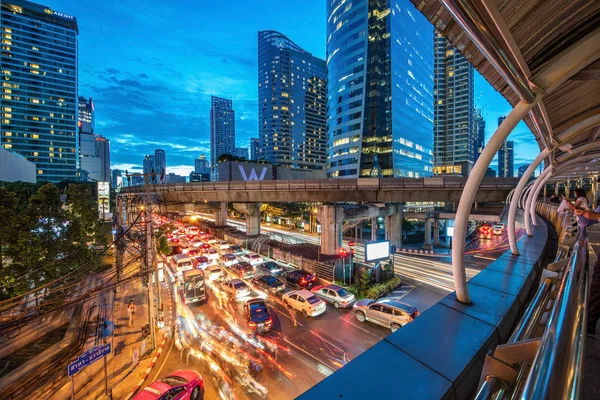 Bangkok Tajlandia Lipca Jest Widok Wieczór Budynków Centrum Miasta Słynnego — Zdjęcie stockowe