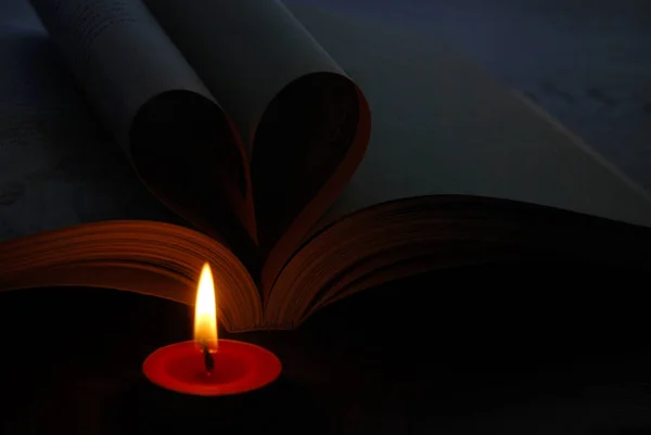 Burning Candle Heart Background — Stock Photo, Image