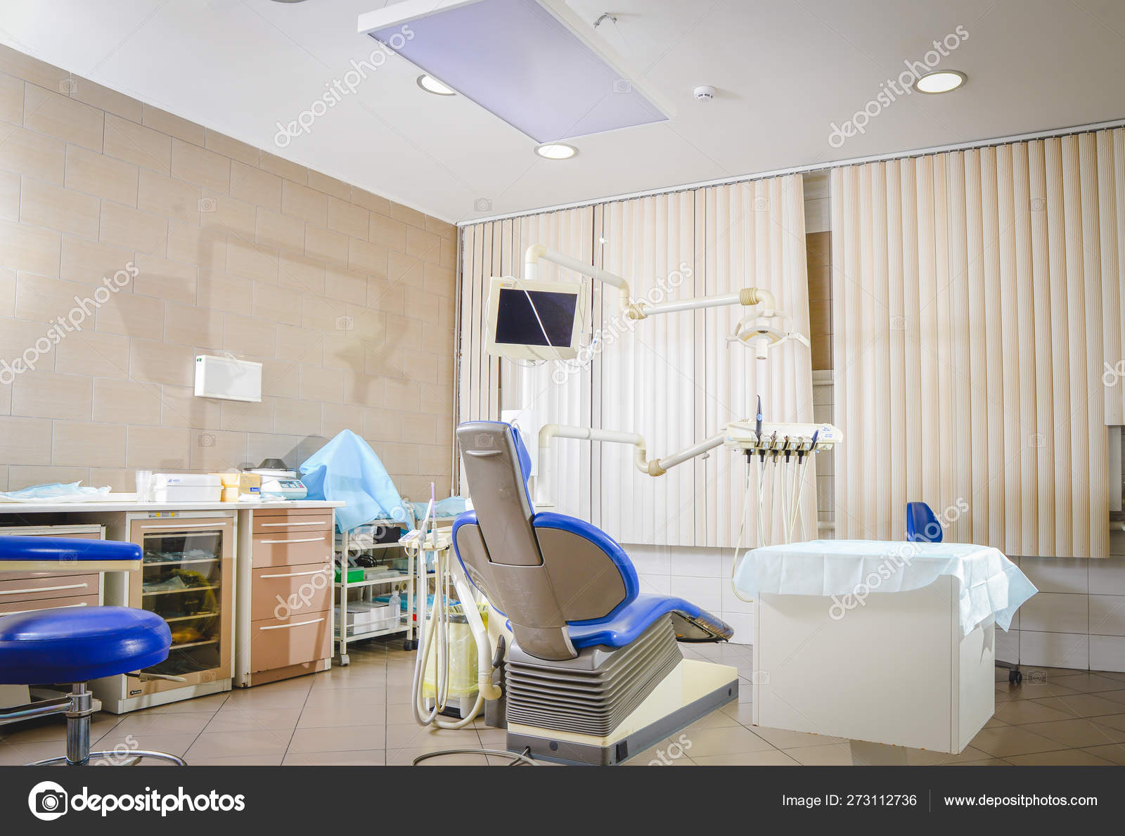 Lighting Equipment In Modern Surgical Operating Room Close