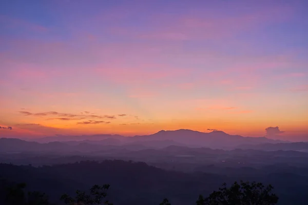 Золотой Свет Перед Восходом Солнца Ясное Небо Утром — стоковое фото