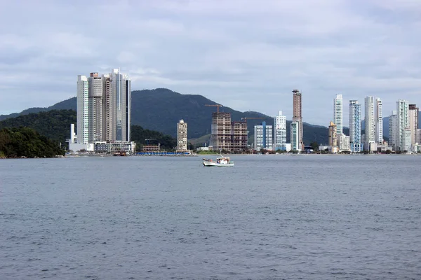 Şehir görünümünü Balneario Camboriu, Santa Catarina, Brezilya