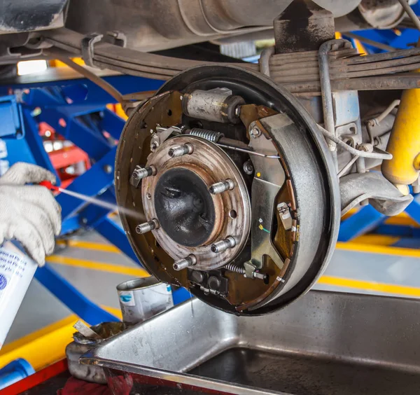 Maintenance Car Brakes Hub Garage — Stock Photo, Image