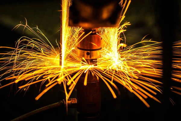 Bewegings Lassen Robots Een Autofabriek Met Sparks Productie Industrie Fabriek — Stockfoto