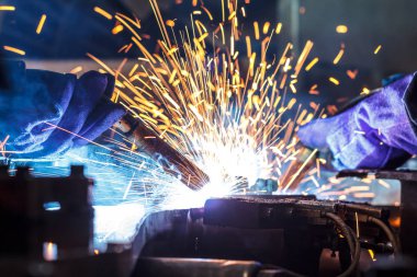 işçi koruyucu maske kaynak metal fabrikası ile