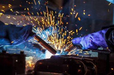işçi koruyucu maske kaynak metal fabrikası ile