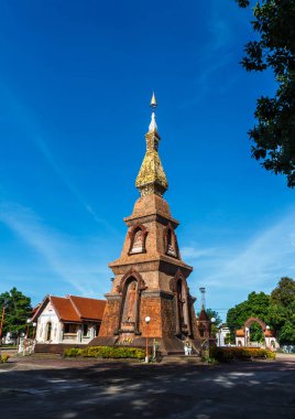 Phra ki Si Mongkhon mevcut pagoda hangi was-den yapılmış laterite orijinal bir encases.