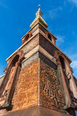 Phra ki Si Mongkhon mevcut pagoda hangi was-den yapılmış laterite orijinal bir encases.