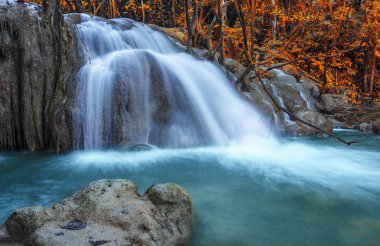 Te Lor Su şelale güzel doğa Umphang Milli Parkı, Tayland