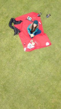 Piknik park, havadan görünümü, düzenleme için kullanılabilir alanı Bloglar ve reklamlar için ideal zevk güzel Latina öğrenci