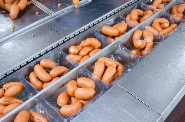 Sosis. Sosis ambalaj hattı. Endüstriyel Sosis ürünleri imalatı