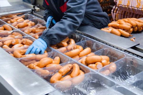 Sosis. Sosis ambalaj hattı. Endüstriyel Sosis ürünleri imalatı