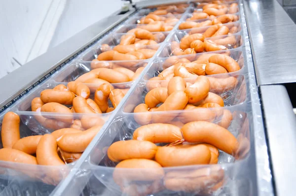Sosis. Sosis ambalaj hattı. Endüstriyel Sosis ürünleri imalatı