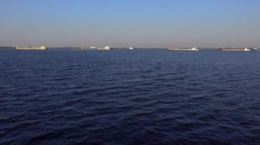 Gemiler kameradan ayrılışı