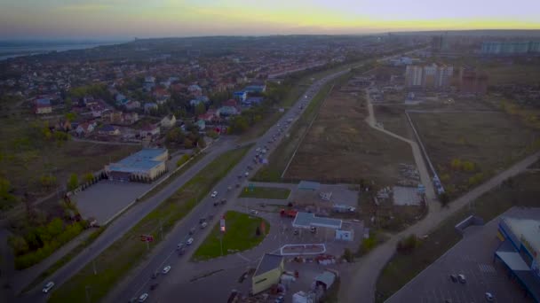 Парковка возле гипермаркета — стоковое видео