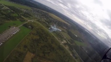 Havaalanı üzerinden iki savaşçıları