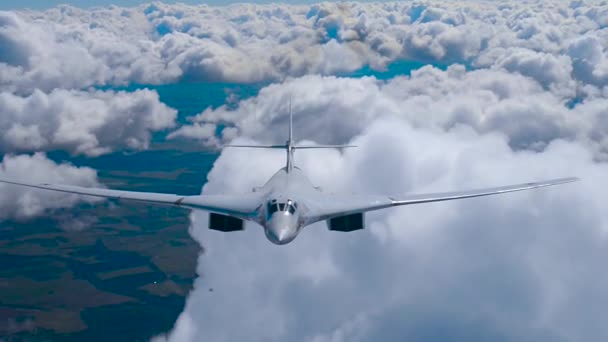 Bombplan manövrar vertikalt uppåt — Stockvideo