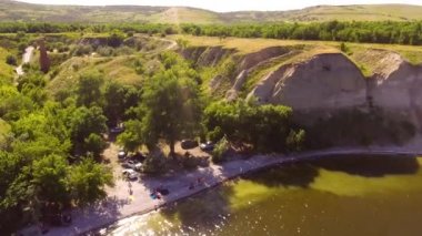Rocky, Volga nehri kıyısından ayrıldı.