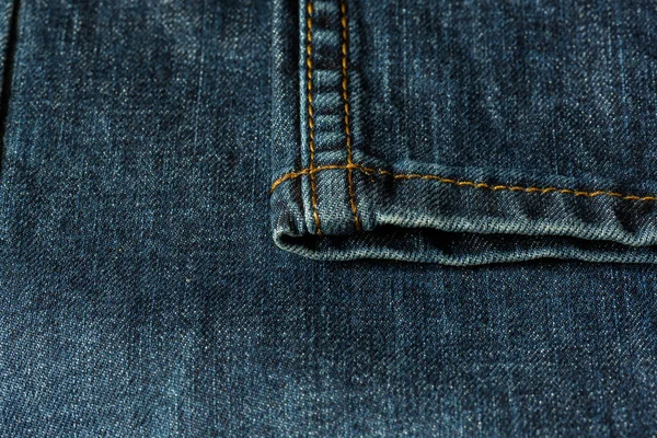 Nahaufnahme Einer Blauen Jeans Mit Orangefarbenen Nähten — Stockfoto