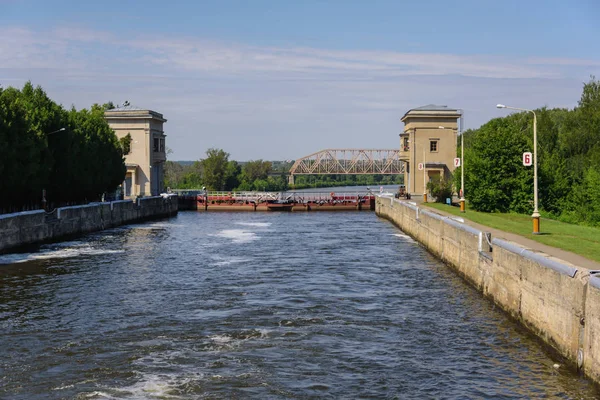 Річковий Замок Московському Каналі Водні Єкти Навігаційних Кораблів — стокове фото