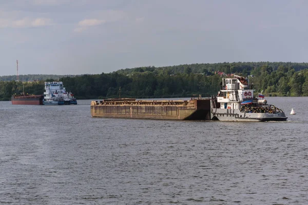 Russia Moscow August 2018 Barge Load Rubble Floating River Channel — Stock Photo, Image