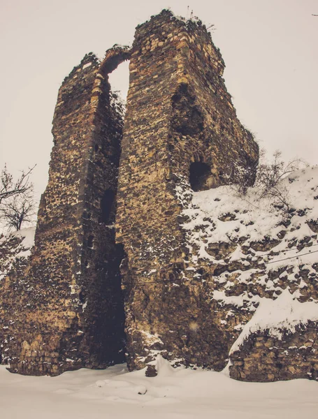 Ortaçağ Kalesi ve savunma duvar, Smederevo, Sırbistan