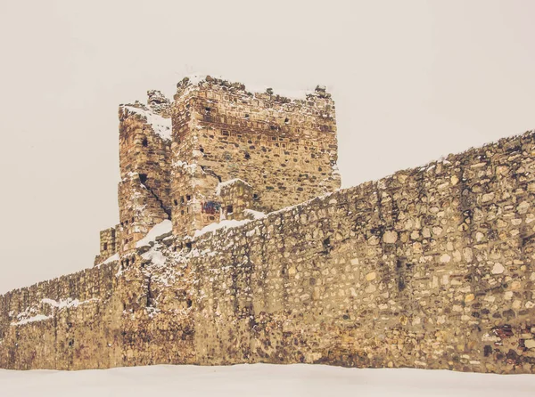 Ortaçağ Kalesi ve savunma duvar, Smederevo, Sırbistan