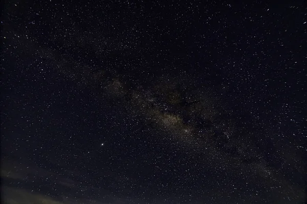 Млечный Путь Звезды Ночью — стоковое фото