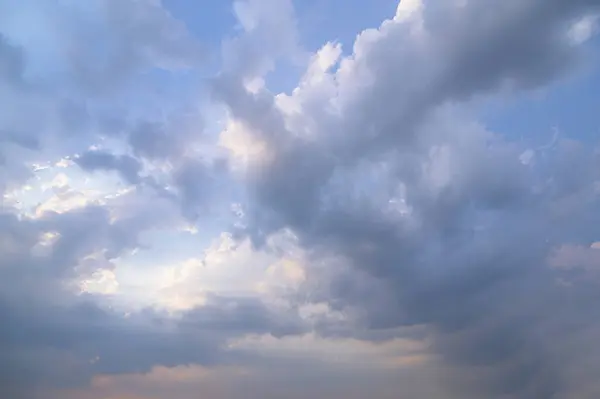 Lucht Bewolkt Avondlicht — Stockfoto