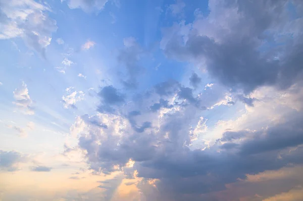 Небо Облака Вечерний Свет — стоковое фото