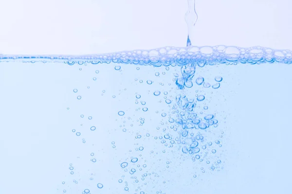 Lichtblauwe Bellen Water Witte Achtergrond — Stockfoto