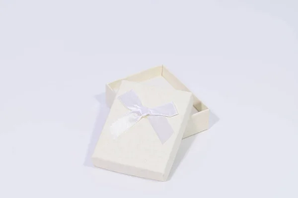 Creamy White Gift Box White Background — Stock Photo, Image