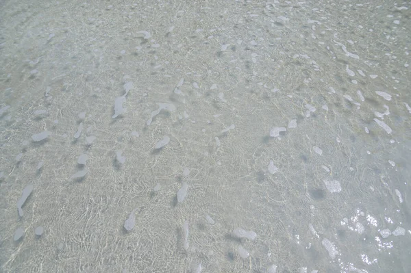 Ondas Marinhas Claras Praias Arenosas Durante Dia — Fotografia de Stock