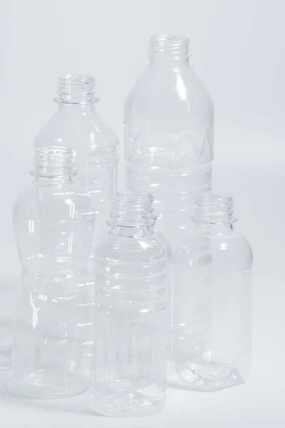 Weiße Transparente Plastikflaschen — Stockfoto