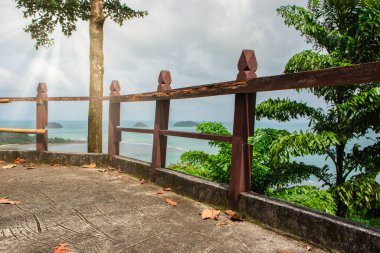 Kai Bae Sahili 'nin doğal manzarası;