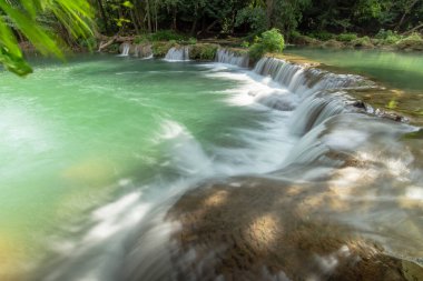 Chet Sao Noi Şelalesi Ulusal Parkı