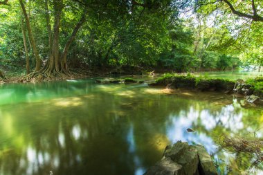 Chet Sao Noi Şelalesi Ulusal Parkı