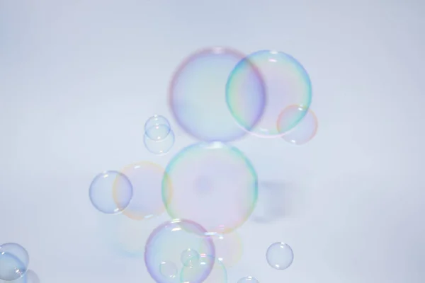 Bubbels Kleurrijke Achtergrond Wit — Stockfoto