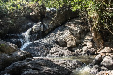 Pha Kluai Mai Şelalesi